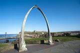 whalebone arch at whitby west cliff comemorates the whaling industry that was once a major part of town life