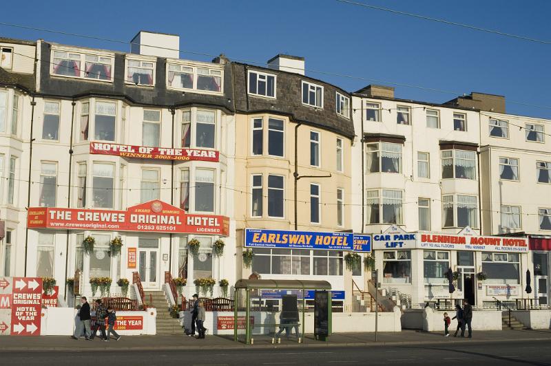 hotels and guesthouses on brackpool seafront