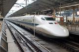 Japanese high speed bullet train - the shinkansen