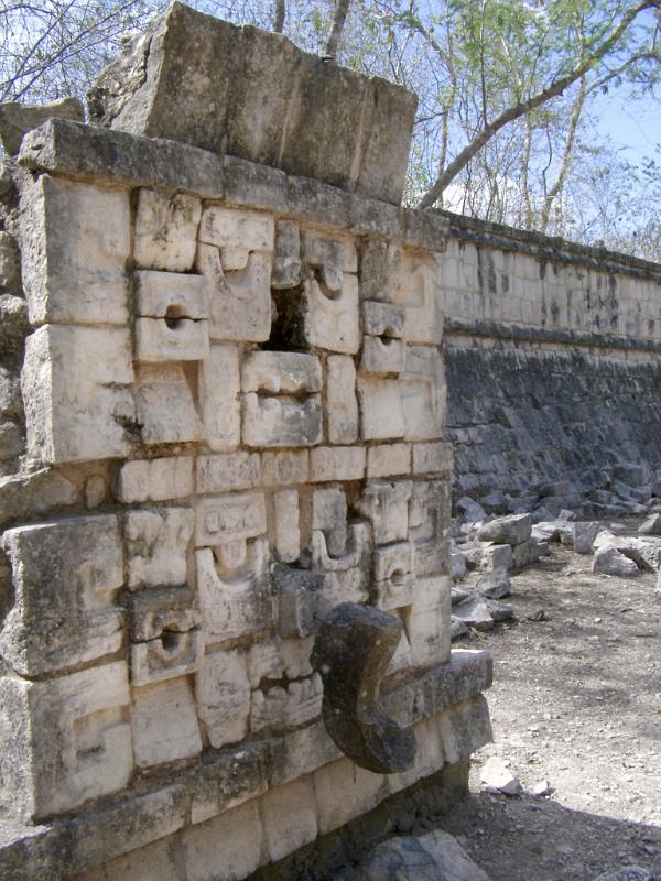 mayan ruins at chitchen itza, mexico